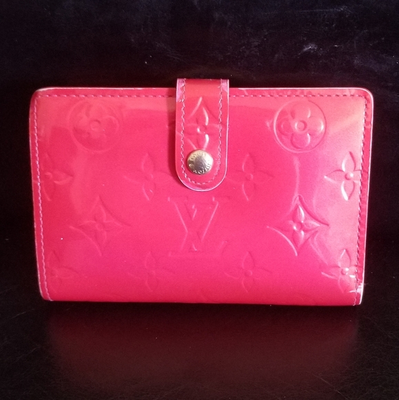 Louis Vuitton Handbags - Louis Vuitton Pink Vernis French Wallet